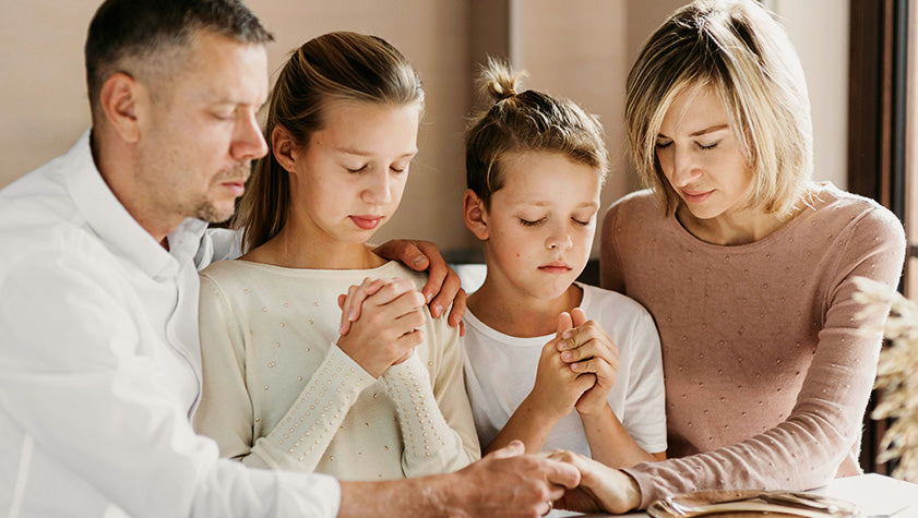 fa della tua piccola casa una chiesa la parola di dio in famiglia