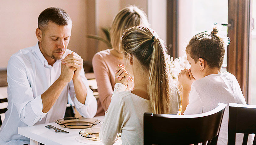 scopriamo la bellezza della preghiera in famiglia