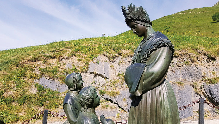 le apparizioni de la salette perche la madonna piange