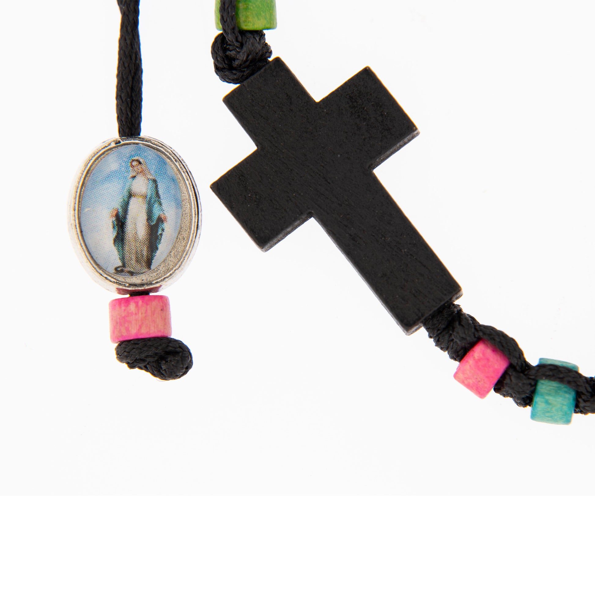 Bracciale in corda, grani e croce in legno colorato