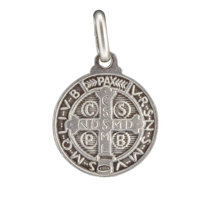 Medaglia San Benedetto in argento 925. Diametro 1,2 cm