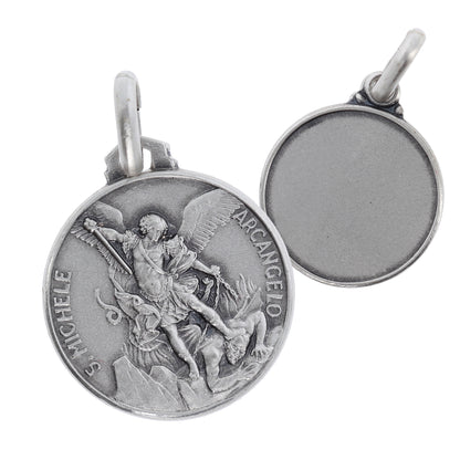 Medaglia San Michele Arcangelo, argento 925. Diametro 1,6 cm