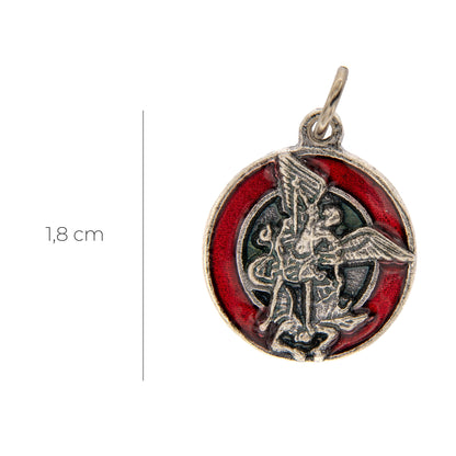 Medaglia San Michele, in zama smaltata. Diametro 1,8 cm