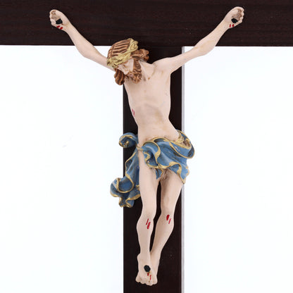 Crocifisso in legno massello con corpo in resina. Altezza 27 cm