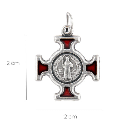 Ciondolo Croce San Benedetto in metallo smaltato. Dimensioni 2x2 cm