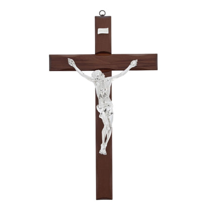 Crocifisso in legno e corpo in resina argentata. Altezza 44 cm