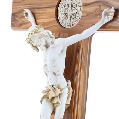 Croce San Benedetto in legno d'olivo,  corpo in resina decorato. Altezza 47 cm