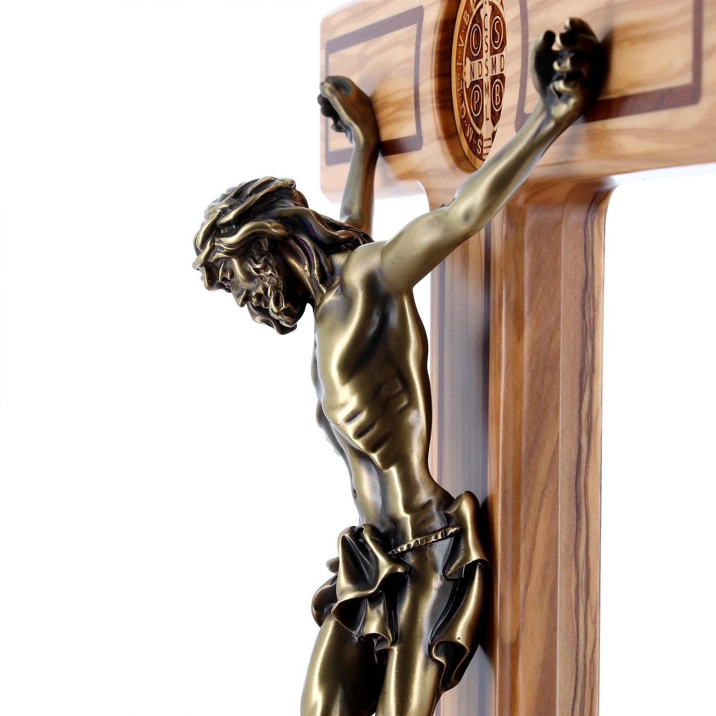Croce San Benedetto in legno d'olivo,  corpo in resina bronzata. Altezza 47 cm