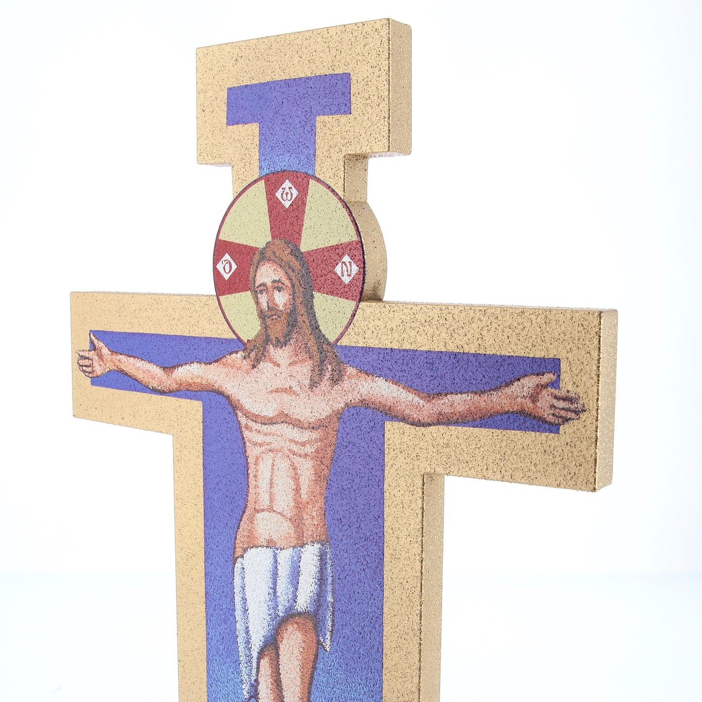 Crocifisso in legno e cementite decorato. Altezza 25 cm
