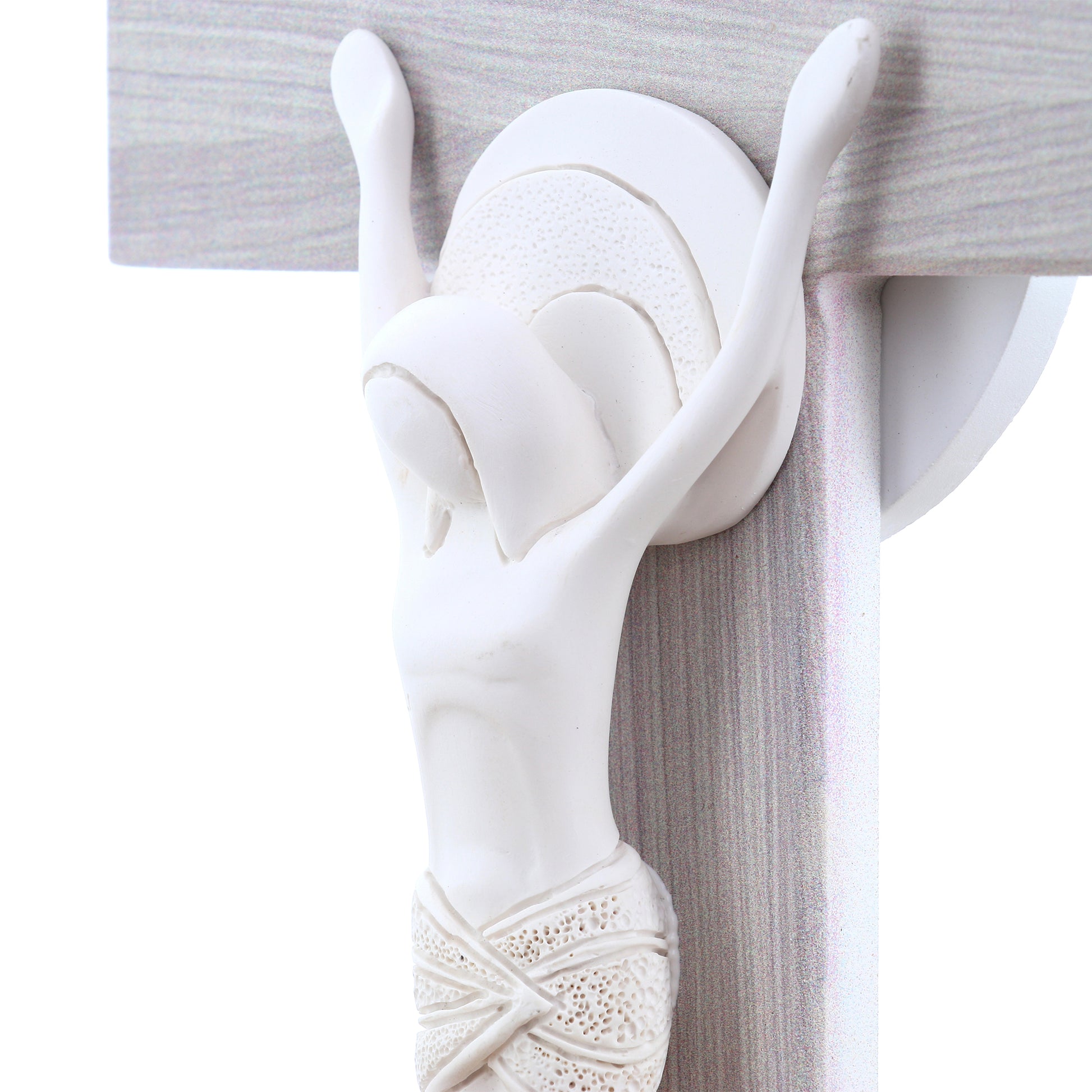 Crocifisso moderno in legno e corpo in resina. Altezza 26 cm
