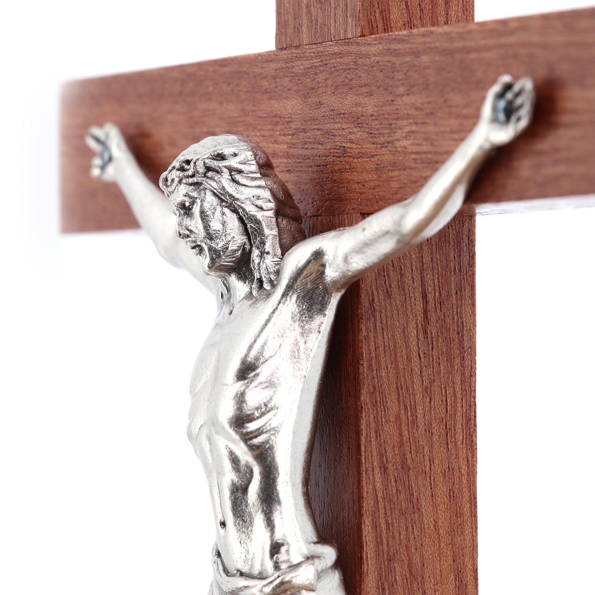 Crocifisso in legno e corpo in metallo. Altezza 28 cm