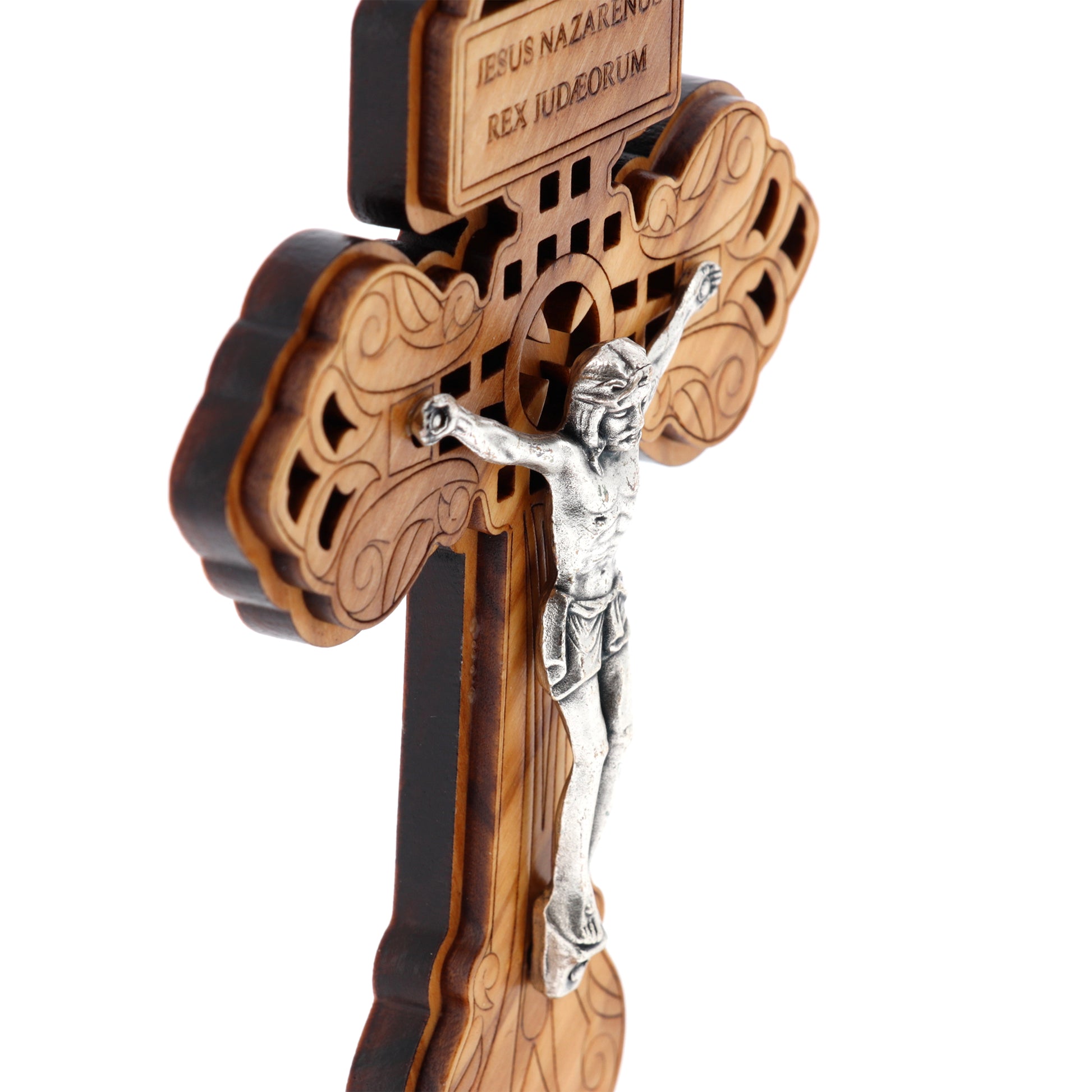 Croce del Perdono in legno d'ulivo e corpo metallo, con base. Altezza 12,8 cm