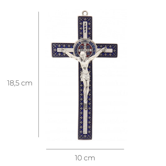 Crocifisso san Benedetto in metallo lavorato. Altezza 18,5 cm