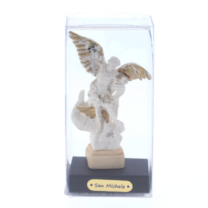 Statua San Michele Arcangelo, in resina bianca. Altezza 7 cm