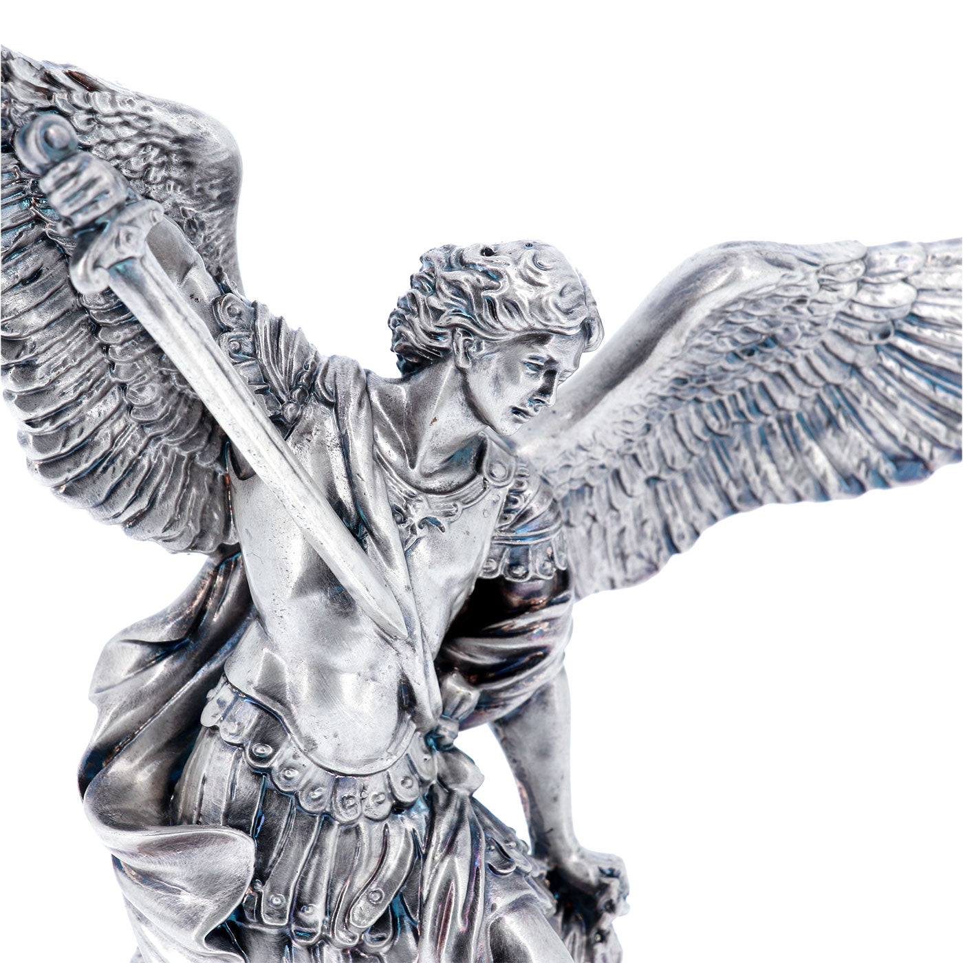 Statua San Michele in resina argentata e base ulivo. Altezza 16,5 cm