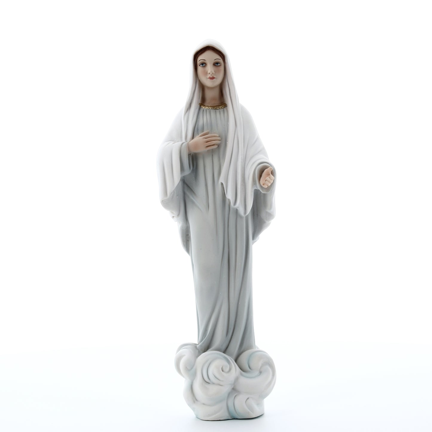 Statua Regina della pace, in resina colorata. Altezza 23,5 cm