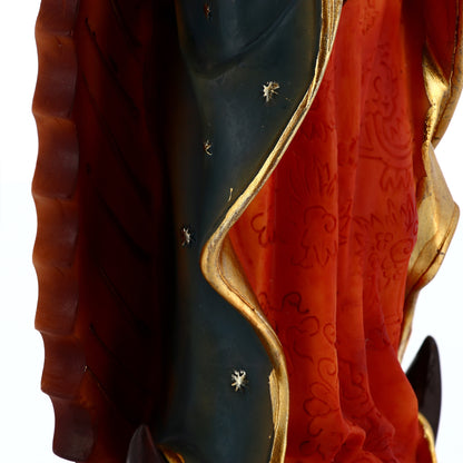 Statua Madonna di Guadalupe, in resina. Altezza 23 cm