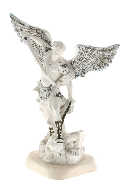 Statua San Michele Arcangelo, in resina bianca. Altezza 30cm