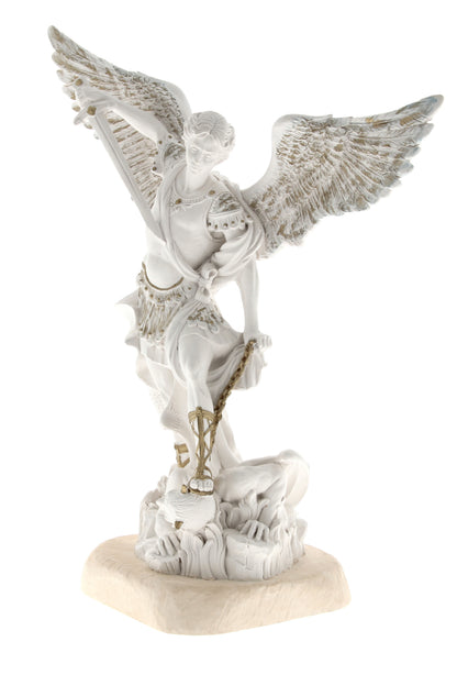 Statua San Michele Arcangelo, in resina bianca. Altezza 40 cm
