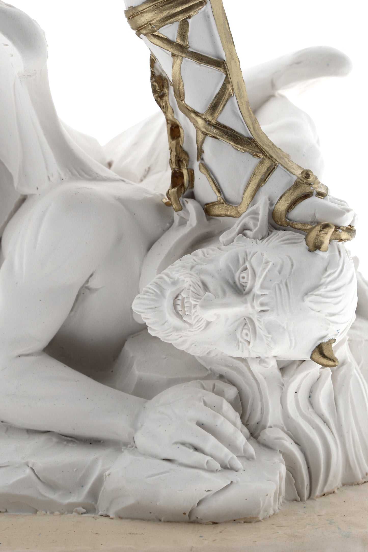 Statua San Michele Arcangelo, in resina bianca. Altezza 40 cm
