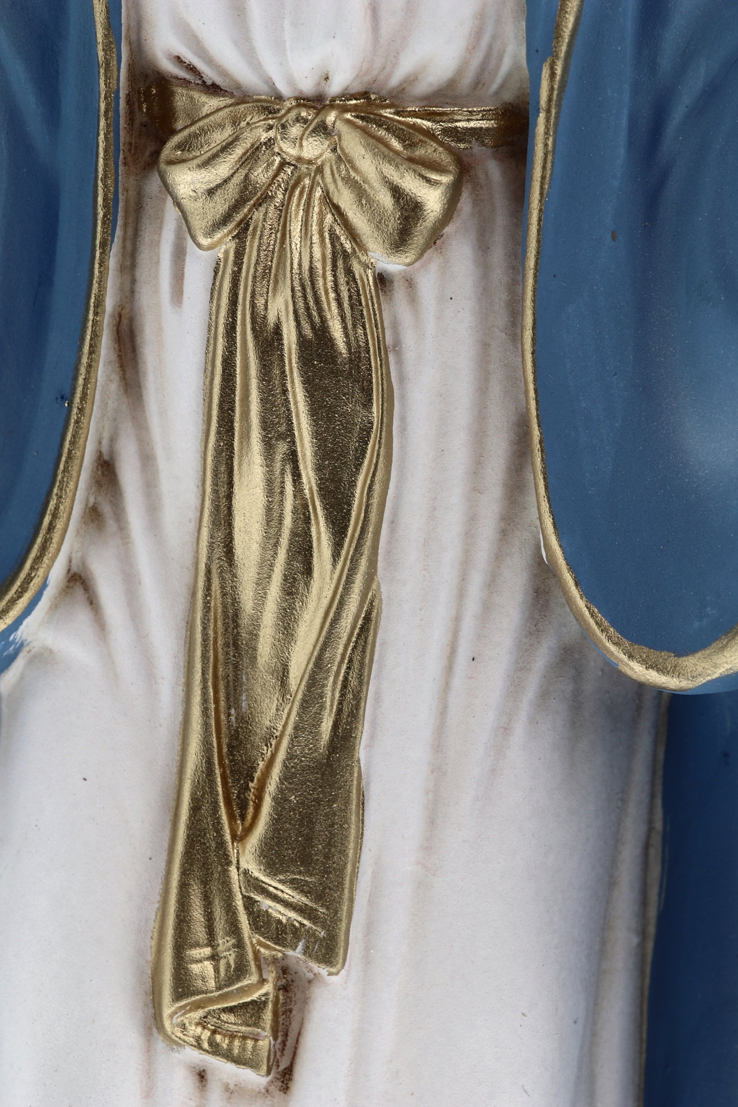Statua Madonna Immacolata, in resina colorata. Altezza 30 cm
