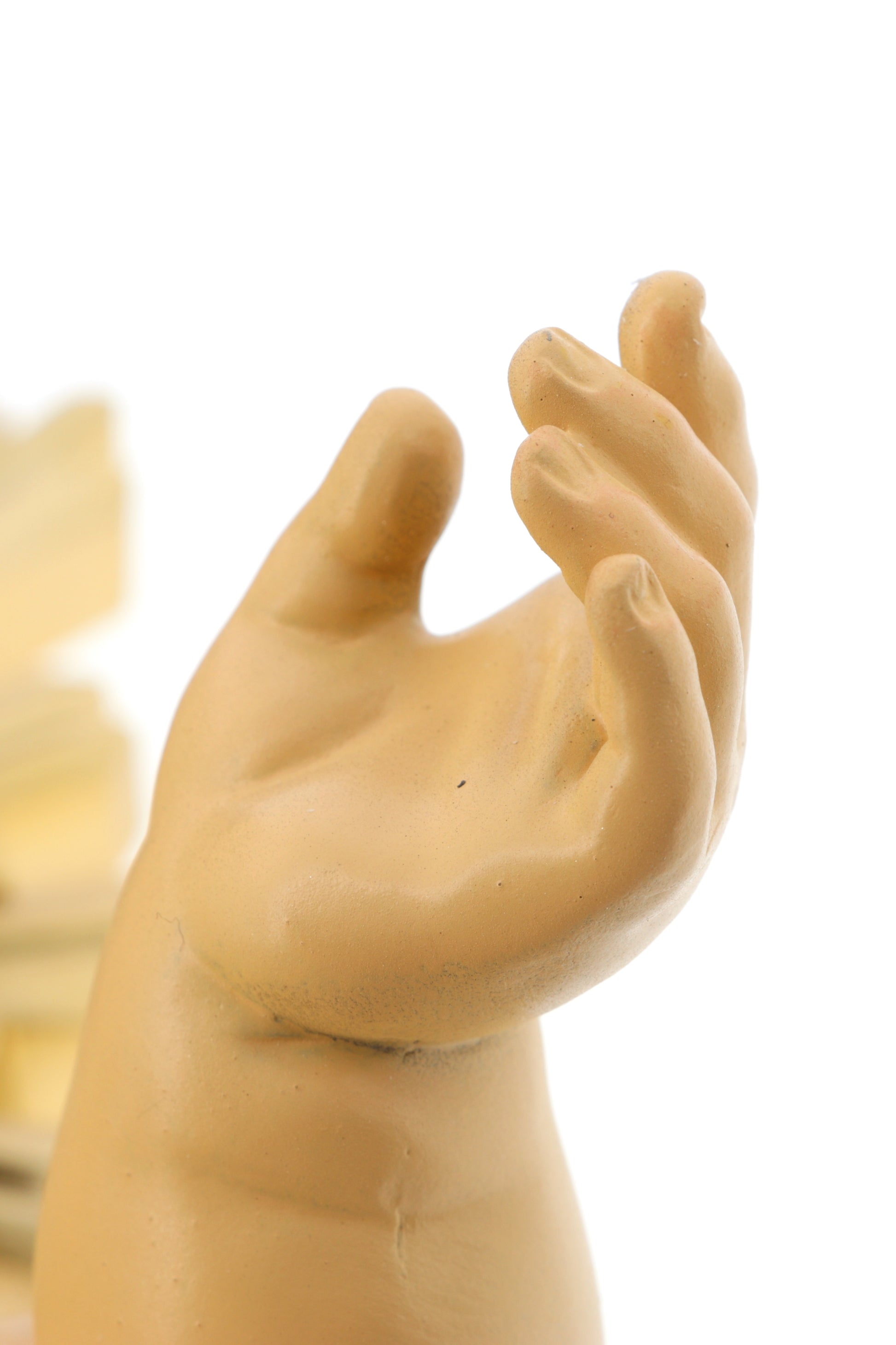 Statua Gesu' Bambino in resina. Altezza 37 cm    
