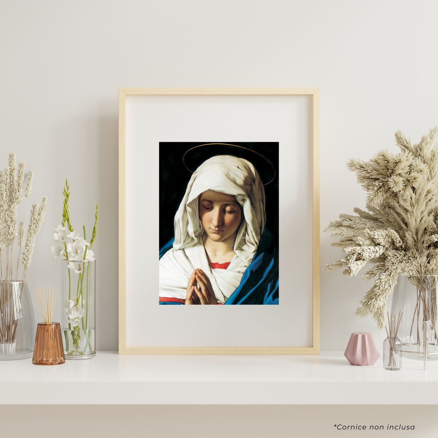 Cartolina Vergine Maria addolorata. Sul retro "Consacrazione dei malati alla Madonna"