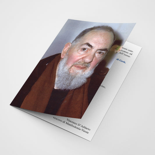 Biglietto pieghevole "San Pio da Pietrelcina". All'interno Coroncina al Sacro Cuore di Gesù e preghiera a San Pio