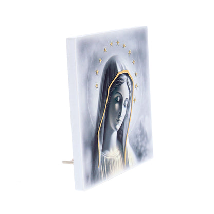 Quadro in legno Madonna di Medjugorje con dettagli dorati. Dimensioni 12,5x12,5 cm