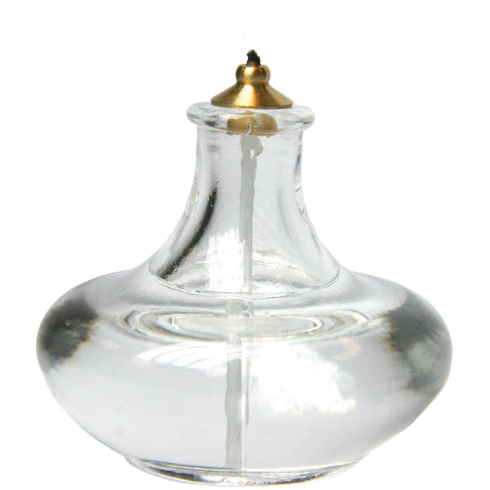 Lume a cera liquida, in vetro. Dimensioni 7x7 cm.