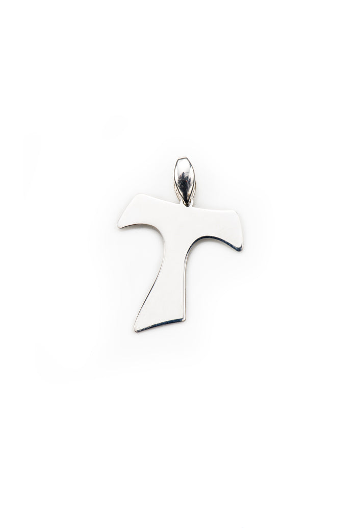 Ciondolo Tau in argento 925 rodiato. Dimensioni 2,2x2,5 cm