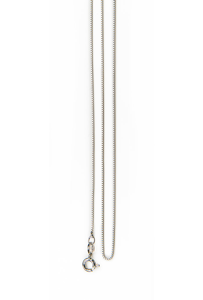 Catenina "veneziana" in argento 925 rodiato. Lunghezza 42+3 cm