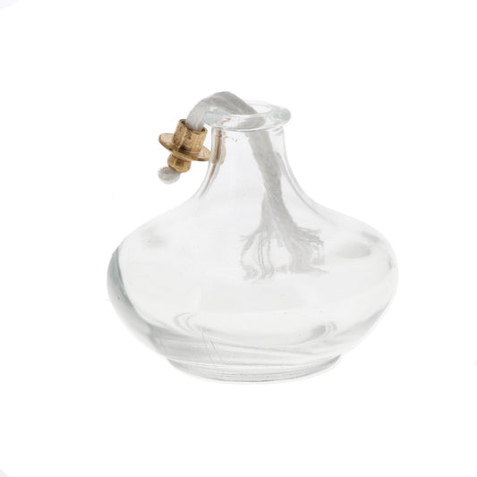 Lume a cera liquida, in vetro. Dimensioni 7x7 cm.