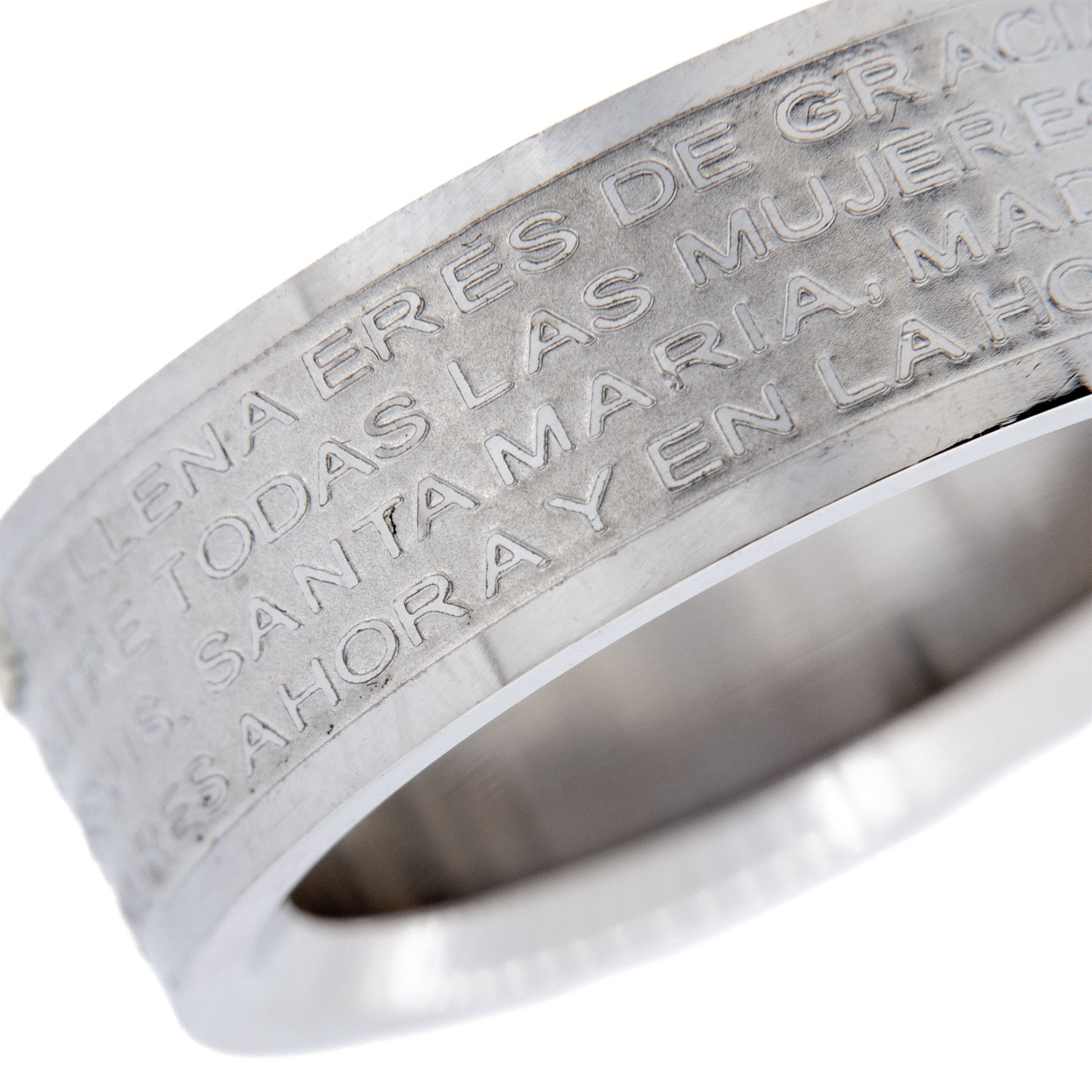 Anello in acciaio con preghiera "Ave Maria" in lingua spagnola