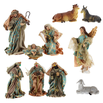 Set presepe composto da 10 soggetti in resina. Altezza 25 cm