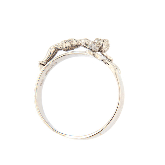 Anello in argento 925 rodiato con crocifisso