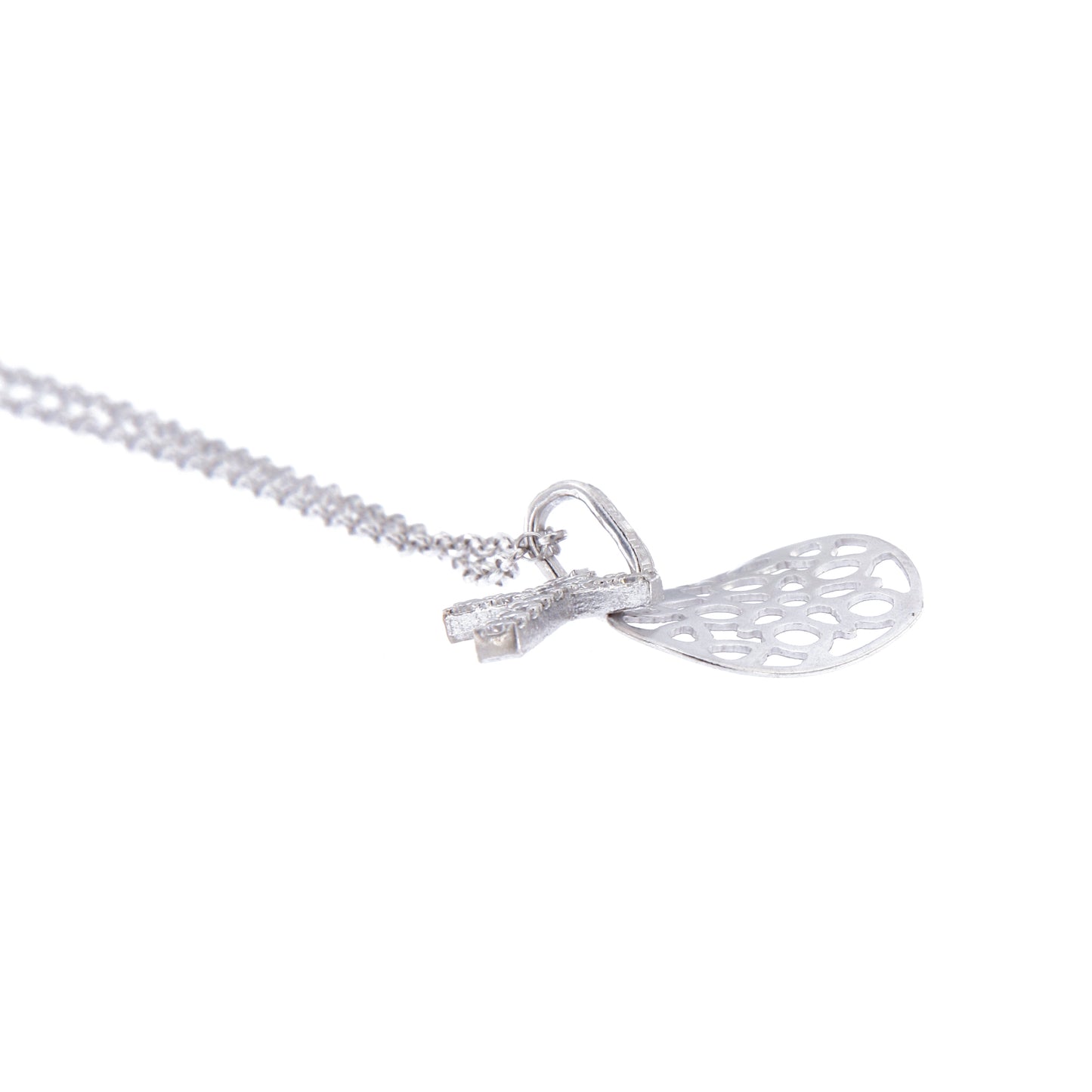 Collana croce con zirconi e cuore traforato in argento 925 rodiato. Lunghezza cm. 42+3