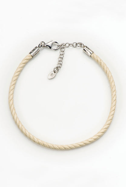 Bracciale in cordone e argento 925 rodiato. Lunghezza 19,5+3 cm