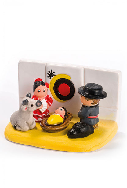 "Presepi del Mondo", in ceramica bianca semismaltata. Dimensioni 7x9 cm