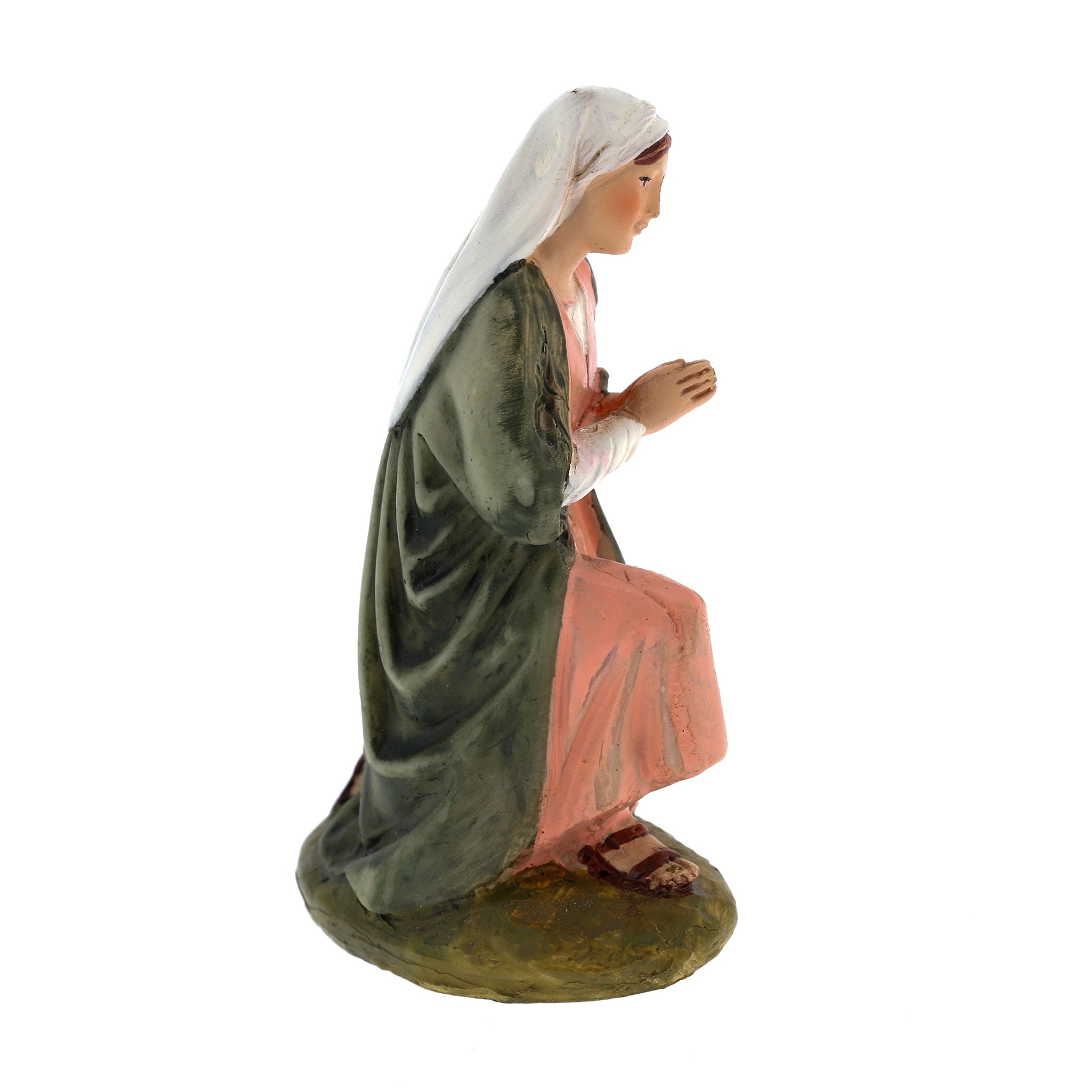 Madonna in resina. Altezza 9 cm