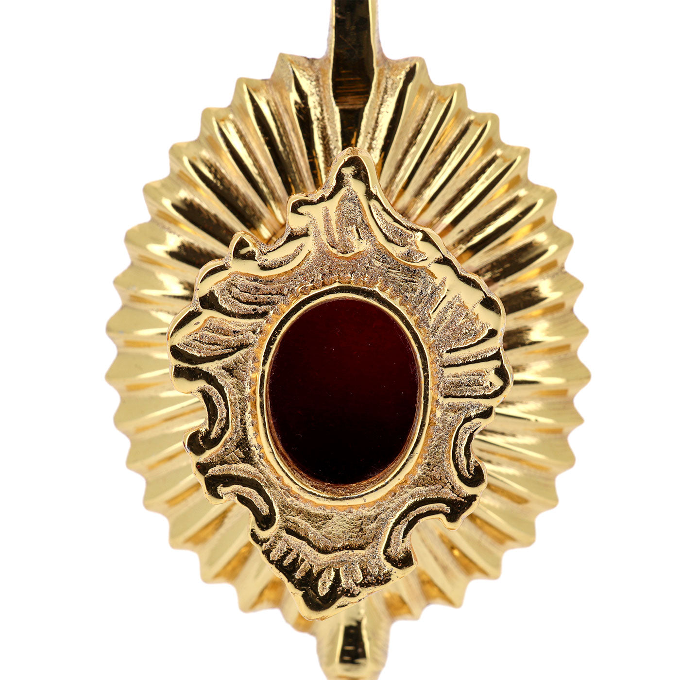 Reliquiario ovale in ottone e bagno oro. Dimensioni 7,3x22 cm
