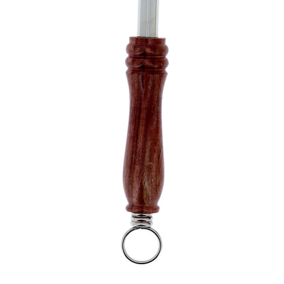 Aspersorio in ottone con manico in legno. Dimensioni 29x2,5 cm