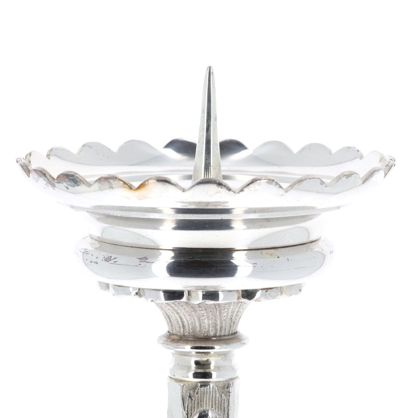 Portacandela da altare in ottone argentato. Altezza 50 cm