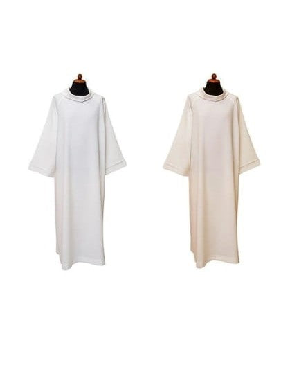 Camice Sacerdotale con manica raglan e finto cappuccio. Poliestere