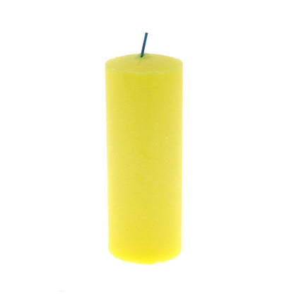 Cero liturgico in cera gialla per il Santissimo. Dimensioni 6,5x18,5 cm