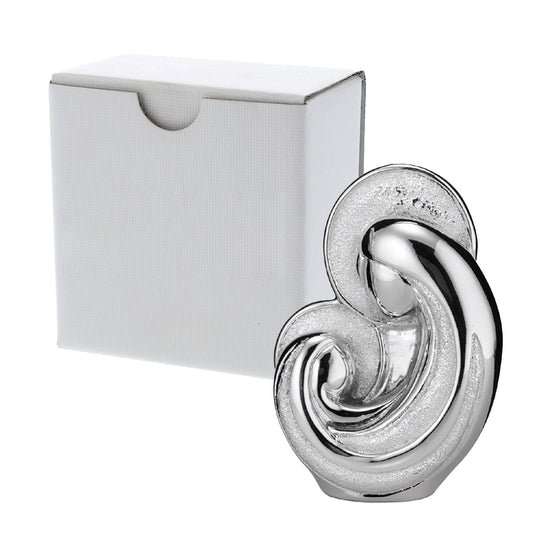Madonna con Bambino in resina argentata. Altezza 9 cm