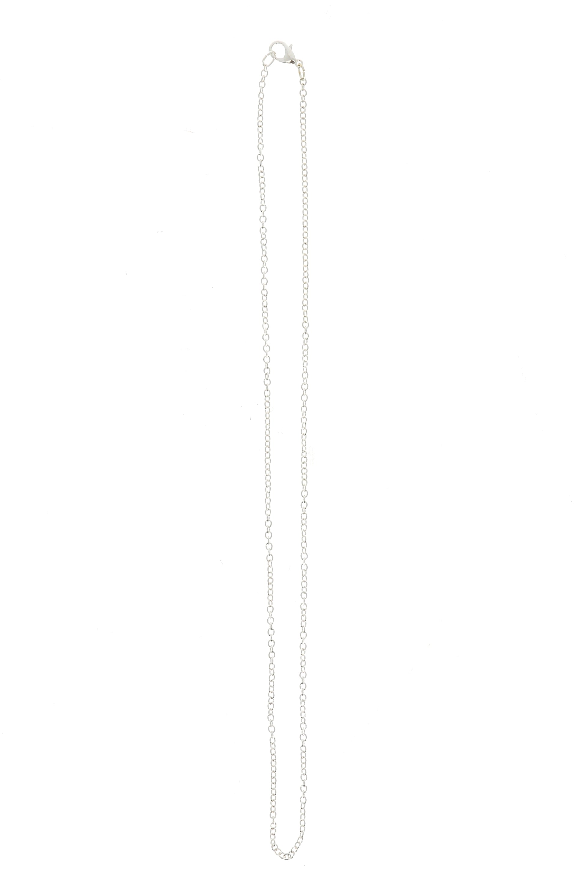 Catenina in metallo argentato. Lunghezza 50 cm
