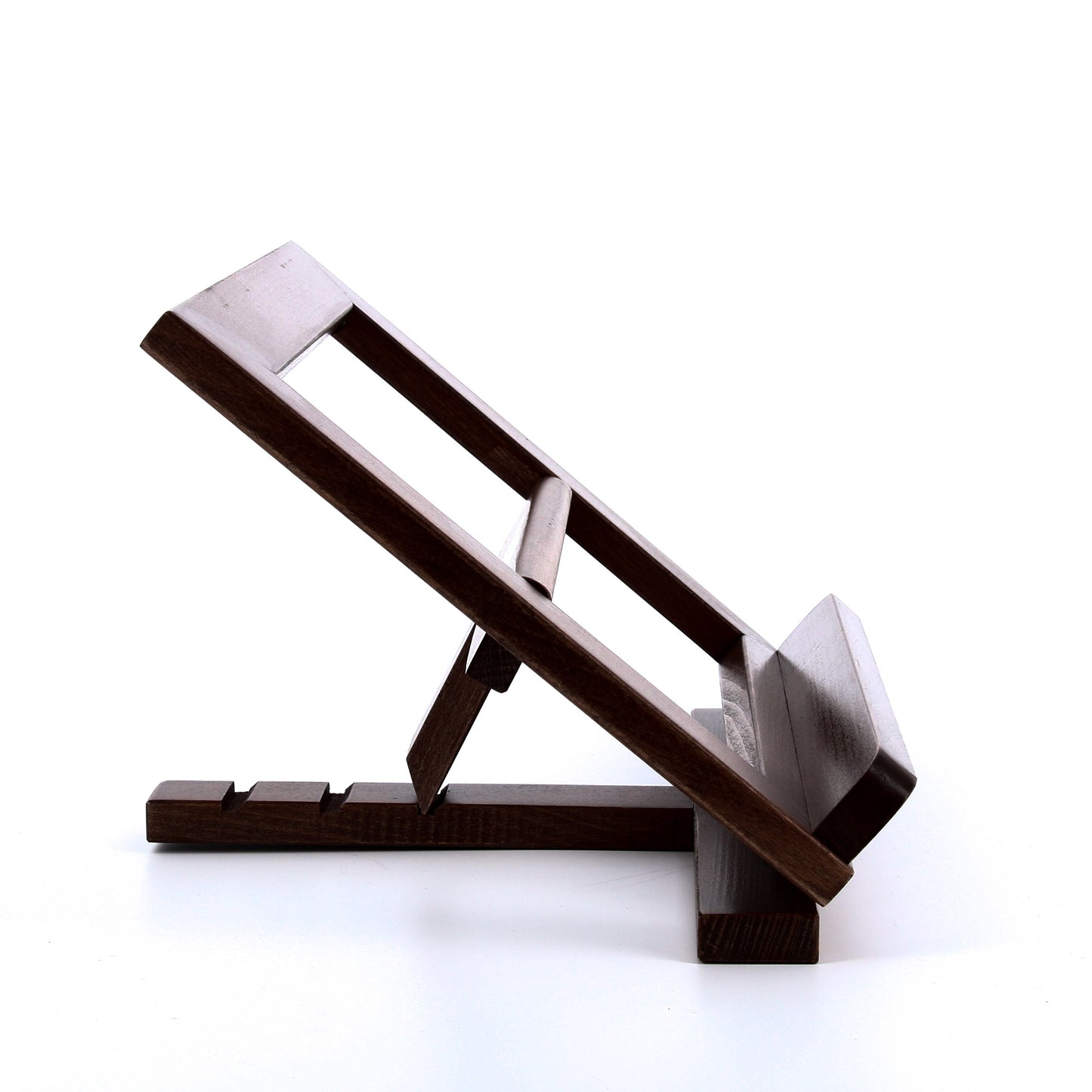 Leggio da tavolo in legno, 4 inclinazioni. Dimensioni 32x25 cm.
