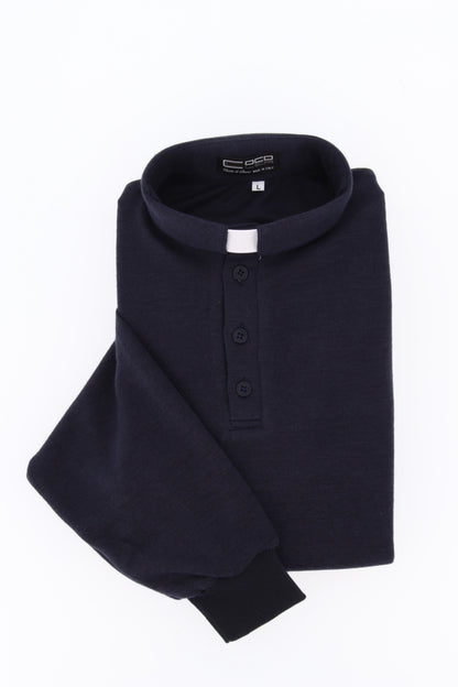 Maglia polo invernale blu, misto poliestere e lana, con polsini