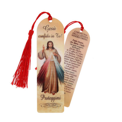 Segnalibro Gesù Misericordioso in carta plastificata con fiocco colorato. Dimensioni 4x14 cm